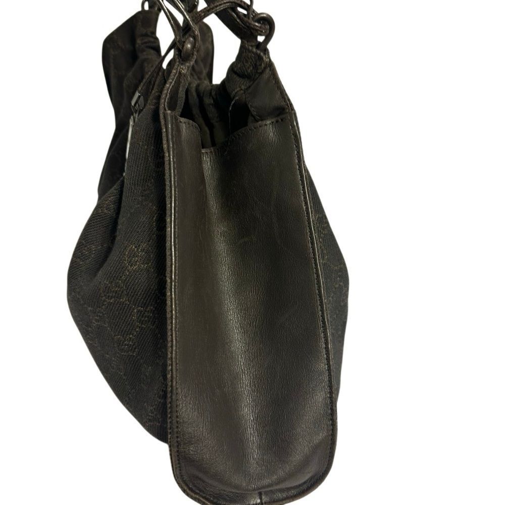 Gucci Black Hobo Bag with Signature Pattern - Picture 5 of 16